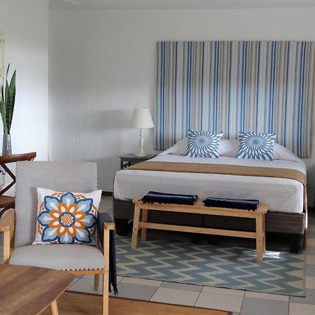 Hotel Boutique La Perouse ハンガ・ロア エクステリア 写真
